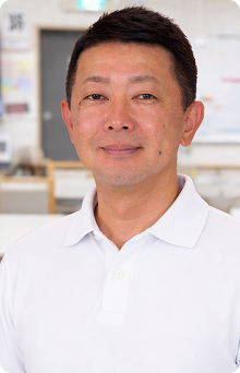 代表 小波津 潮